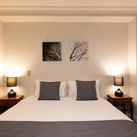 The Waterfront Aparthotel Queenstown Exterior photo