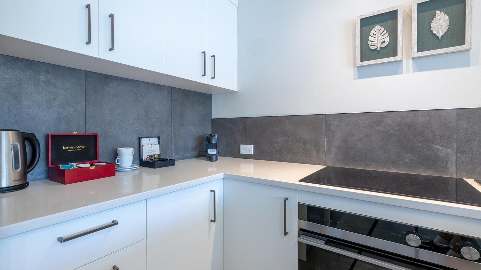 Aparthotel The Waterfront 4*