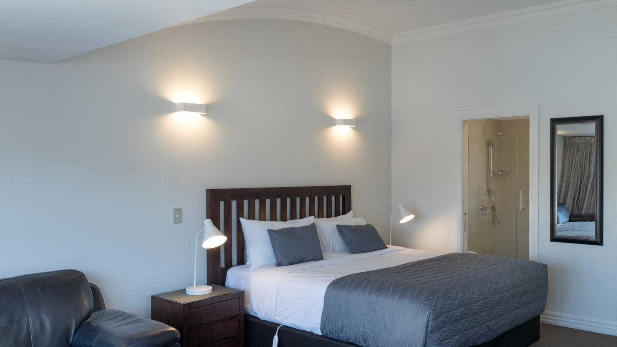 The Waterfront Aparthotel Queenstown